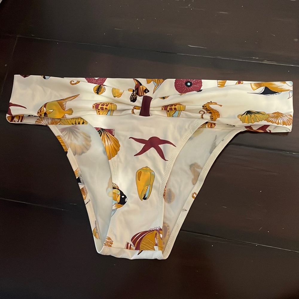 3/$30- Luxury brand Syla by Sylvie Cachay seahorse Printed Bikini Bottom as III